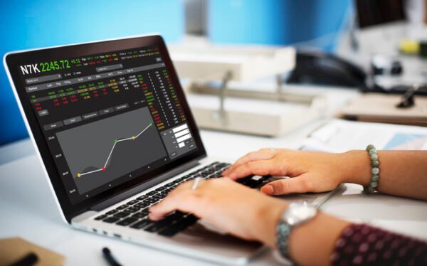 Algorithmic Stock Trading Equity Investing Python